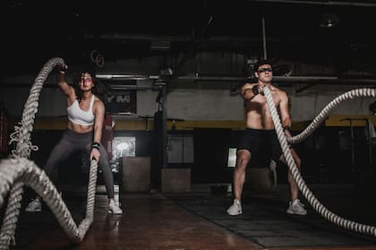 “Los participantes que realizaron entre 90 y 119 minutos de entrenamiento de fuerza a la semana presentaron un riesgo de muerte por cualquier causa un 13% menor”, según destacó ScienceDaily en su reporte sobre el estudio