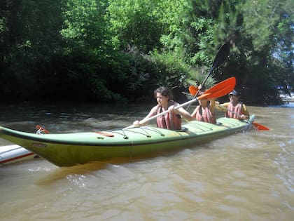 Los paseos en kayak parten de Tigre y se adentran río arriba hasta la isla Providencia.