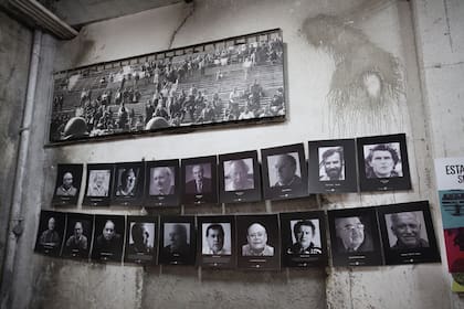 Los pasillos del estadio Nacional de Santiago, con el recuerdo de los días más oscuros