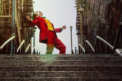 Los pasos del actor Joaquin Phoenix en las ya famosas escaleras del Bronx, que reciben un aluvión de turistas