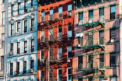 Los peores 250 edificios para vivir en Nueva York incluyen 7038 viviendas y presentan 54.909 infracciones al código de vivienda