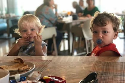 Los pequeños protagonizaron un tierno momento