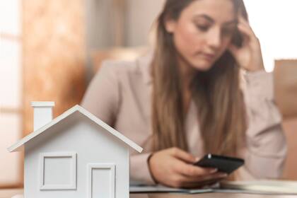 Los perfiles fraudulentos también suplantan identidad de agentes inmobiliarios reales