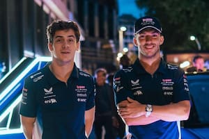 Los pilotos mostraron todos sus conocimientos futbolísticos en un clip compartido en la cuenta oficial de Alpine