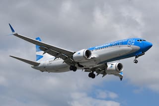 Los pilotos vuelven con medidas de fuerza: demoras y cancelaciones en vuelos de Aerolíneas Argentinas
