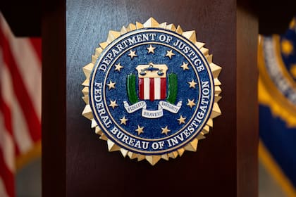 Los policías fueron descubiertos por el FBI (AP Foto/Jenny Kane/Archivo)