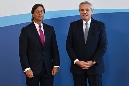 Los presidentes Alberto Fernández y Luis Lacalle Pou