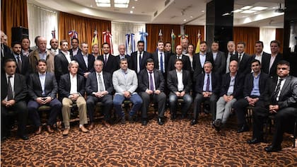 Los presidentes de los clubes, en la reunión de la Liga Sudamericana