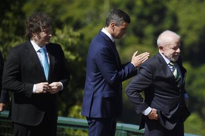 Los presidentes Milei, Peña y Lula