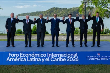 Los presidentes presentes en el Foro Económico organizado por CAF en Panamá