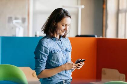 Los préstamos que otorgan las apps tienen tasas de interés más altas que una tarjeta de alto riesgo