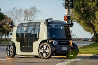 Llegan a las calles autos sin asiento para el conductor que parecen “tostadoras sobre ruedas”