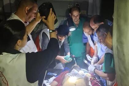 Los principales hospitales están sin electricidad por lo que son inoperativos.