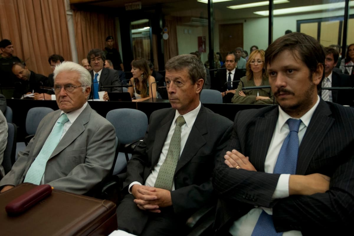 Los principales imputados son el ex secretario de Seguridad Enrique Mathov y el ex titular de la Policía Federal, comisario Rubén Santos