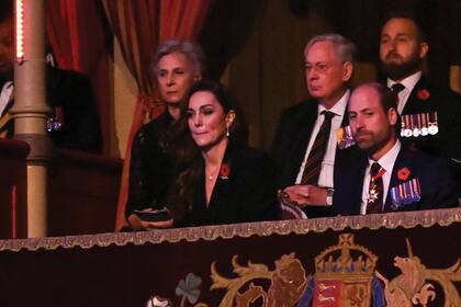 Los príncipes de Gales en el Royal Albert Hall
durante el Festival Anual del Recuerdo de la Legión
Real Británica.