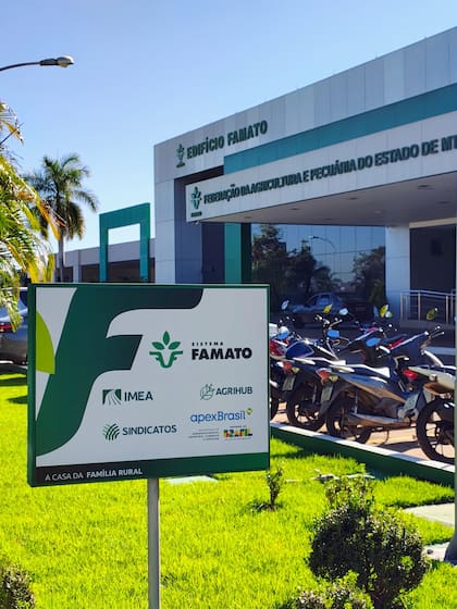 Los productores han construido y financiado una estructura sólida de representación política -Famato- que actúa como entidad gremial, con un brazo técnico -IMEA- que genera estadísticas, análisis del mercado y proyecciones estratégicas para toda la cadena agroindustrial
