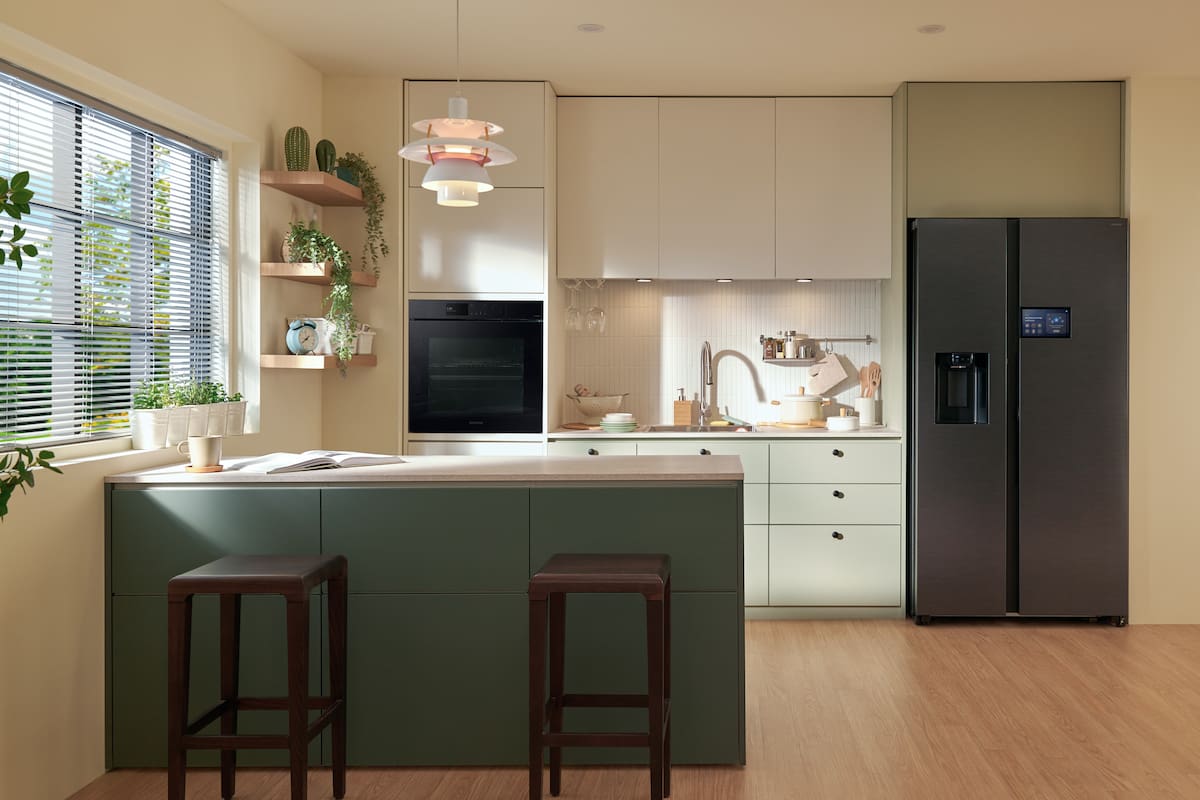 Los productos de la línea BeSpoke AI de Samsung cuentan con pantallas inteligentes que permiten controlar todos los dispositivos del hogar