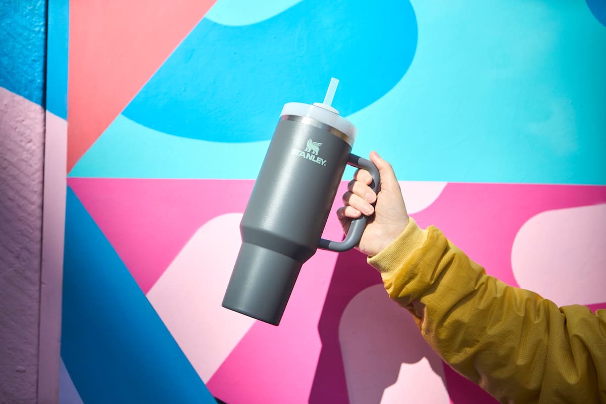 Los productos Stanley mantienen las bebidas calientes durante 7 horas, 11 horas frías y 48 horas congeladas.