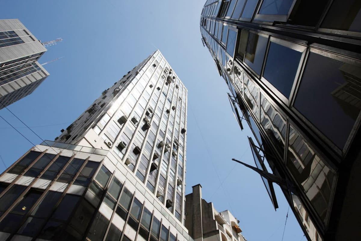 Los propietarios de edificios AAA deberían preocuparse por que sus oficinas no caigan de categoria y pasen a ser clase B en menos de un año