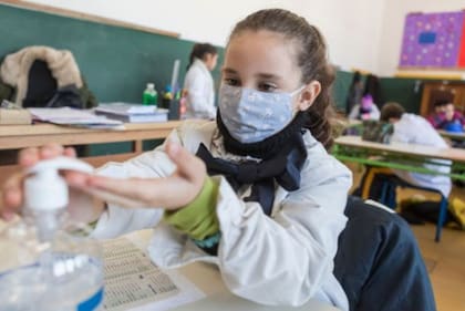 Los protocolos de regreso a las aulas incluyeron apartados sobre sanidad específicos para estudiantes y funcionarios.