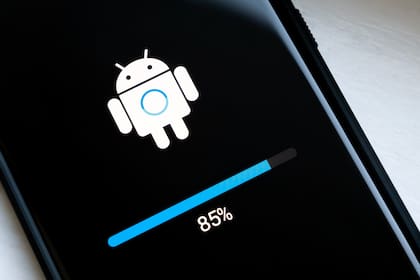 Los próximos teléfonos con Android podrían tener hasta 7 años de actualizaciones, como ya ofrecen los Pixel 8 y 9 y los últimos modelos de Samsung