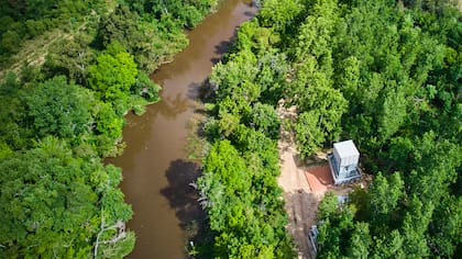 Los proyectos con agua en la puerta se funden con la naturaleza que los rodea