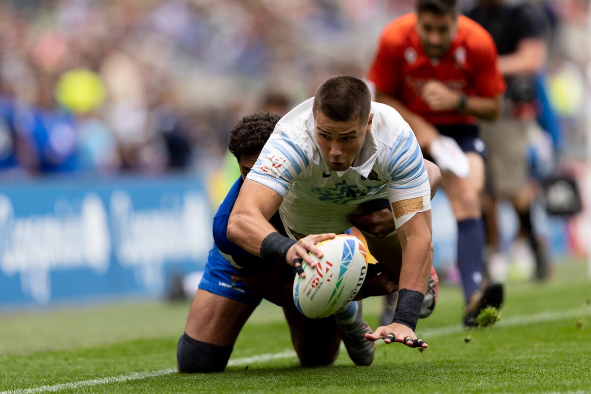 Los Pumas 7s definirán con Samoa en la última escala del circuito: Agustín Fraga, en una escena de juego que no pudo terminar en try