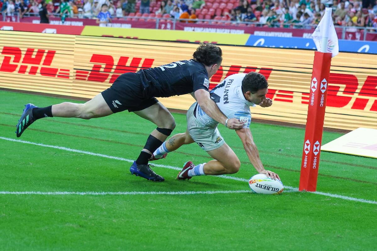 Los Pumas 7s perdieron la final del Seven de Singapur vs. Nueva Zelanda, pero siguen con chances de ser campeones