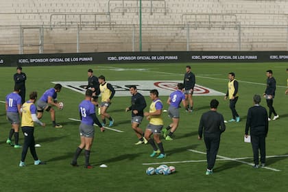 Los Pumas, durante el captains run en el estadio Bicentenario, en San Juan