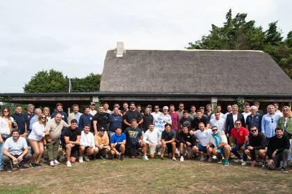 Los Pumas en la recepción que tuvieron entre asado y polo.