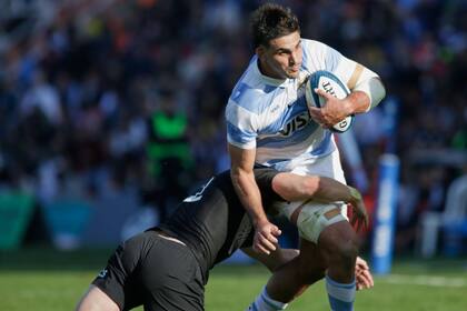 Los Pumas se enfrentan a los Wallabies en un encuentro trascendental; quien gane mantendrá chances de ser campeón