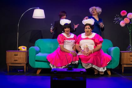 Los Quintana hacen Las chicas del zapping