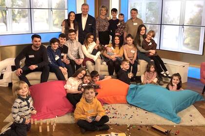 Los Radford, la familia más numerosa del Reino Unido, con 20 hijos y a la espera del 21.