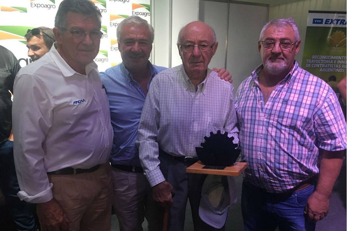 Los Ratti, durante la entrega de premios a la trayectoria en Expoagro