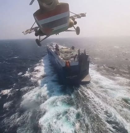 Los rebeldes hutíes han vuelto a acaparar la atención internacional con la serie de ataques han lanzado contra barcos mercantes en el mar Rojo