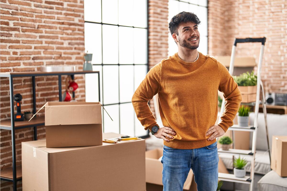 Los recientes aumentos de alquileres hacen que vivir en la ciudad sea accesible para unos pocos, pero existen formas de que mudarse solo sin comprometer las finanzas.