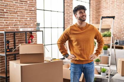 Los recientes aumentos de alquileres hacen que vivir en la ciudad sea accesible para unos pocos, pero existen formas de que mudarse solo sin comprometer las finanzas.