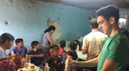 “Los recuerdos que tengo son de mucho sufrimiento por el sarpullido que me salía por todo el cuerpo. Me daba mucha vergüenza ir al colegio con la piel así, además de que era súper incómodo y molesto".