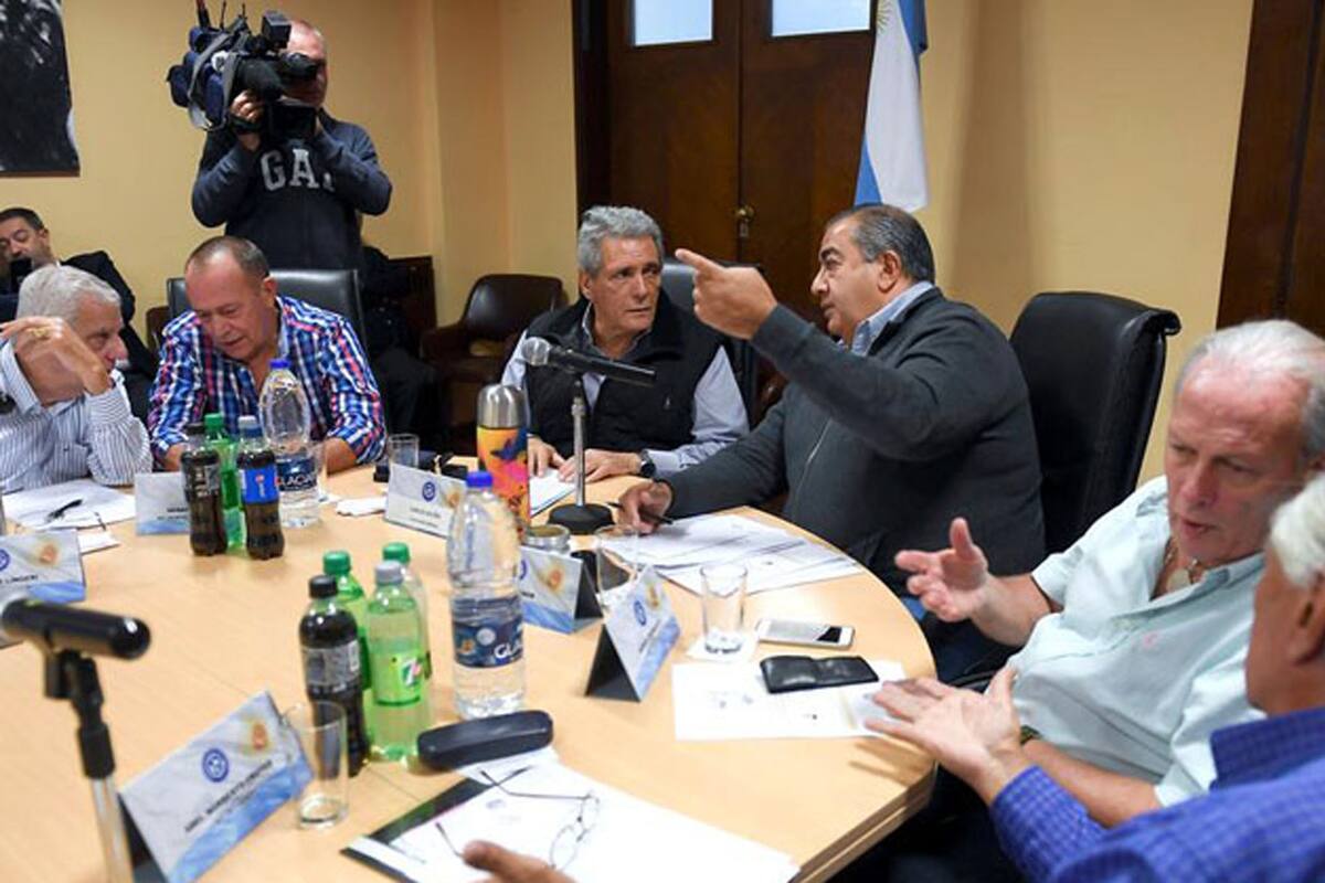 Los referentes de la CGT esperaban el decreto