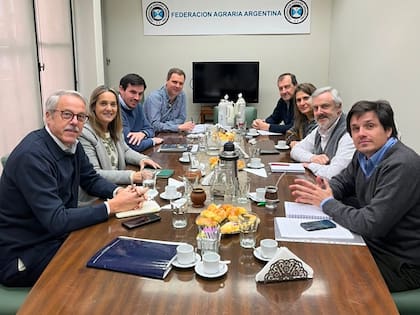 Los representantes de la Mesa de Enlace se reunieron semanas atrás con la industria para debatir los puntos más sensibles del proyecto de la Ley de semilla