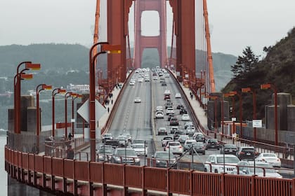 Los residentes de California son de los que más pagan por gasolina a nivel nacional