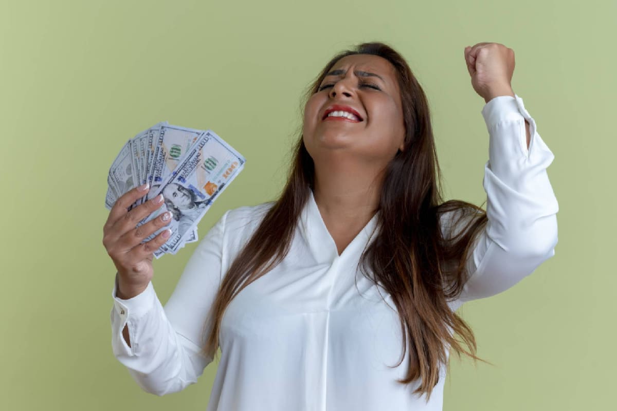 Los residentes de Florida tendrán un aumento en sus ingresos a partir de este mes