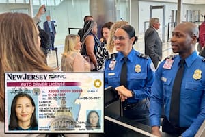 Los residentes de Nueva Jersey necesitarán una Real ID para abordar un avión a partir de mayo de 2025, señala la TSA