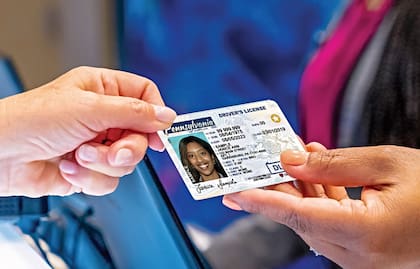 Los residentes de Pensilvania pueden obtener una licencia o una identificación que cumpla con la Real ID al presentar ciertos documentos para verificación