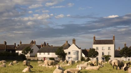Los residentes de Poundbury halagan su belleza y apacibilidad.