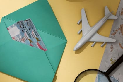 Los residentes permanentes son libres de viajar fuera de Estados Unidos y, usualmente, los viajes por poco tiempo no afectan su estatus