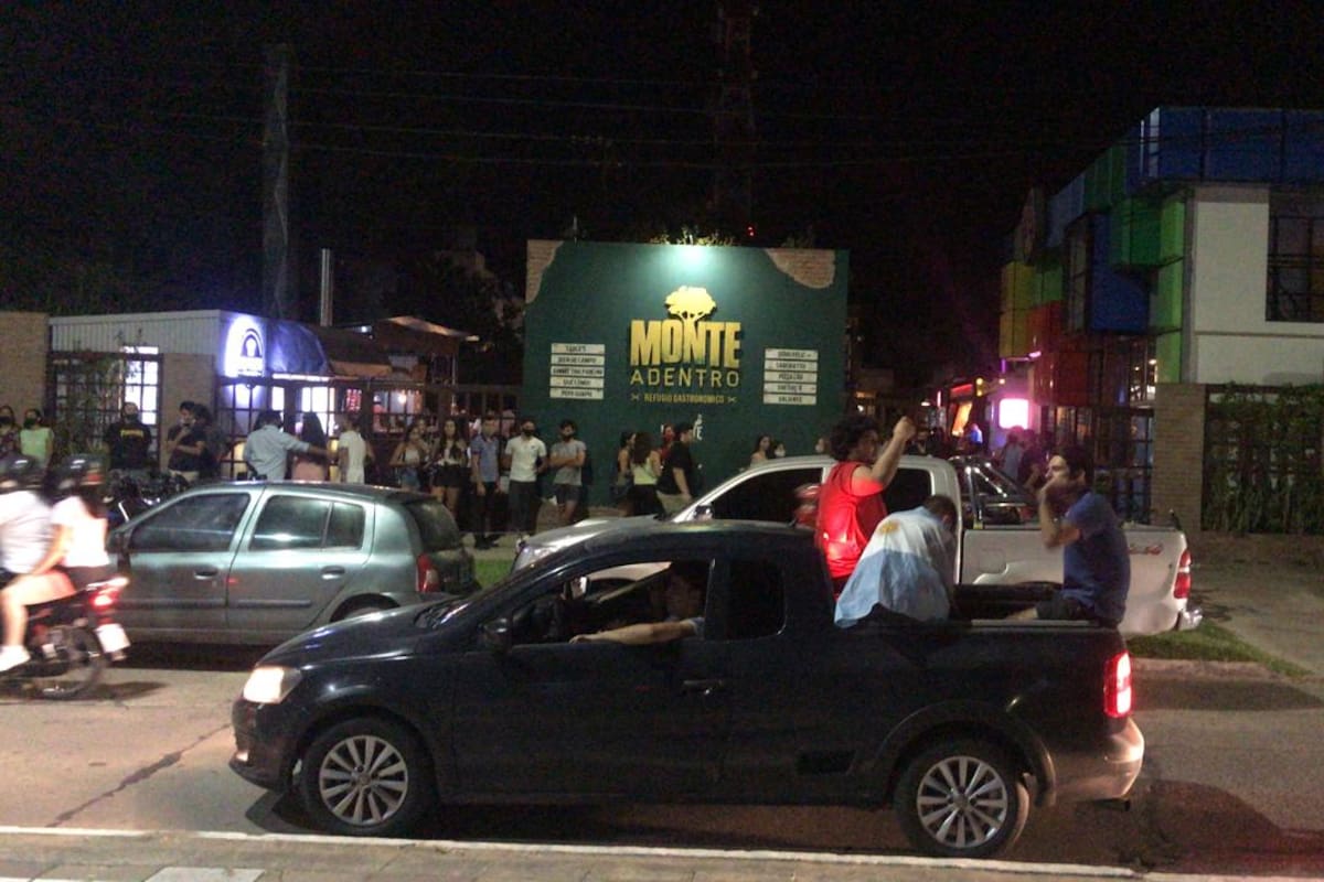 Los restaurantes de Formosa capital abrieron, pese a regir la fase 1 de aislamiento obligatorio