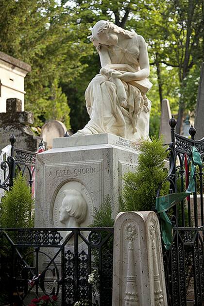 Los restos de Chopin descansan en el cementerio francés de Pere Lachaise, pero su corazón está en Polonia