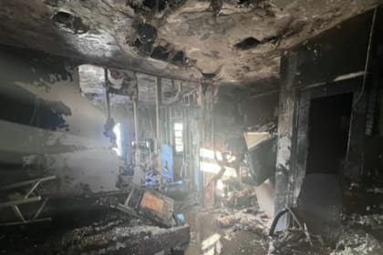 Los restos del incendio en Miami