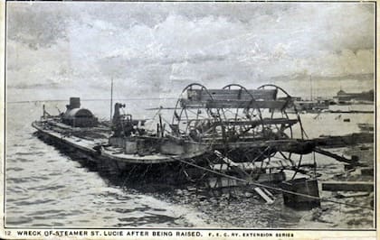 Los restos del naufragio del St. Lucie, que naufragó en aguas de Florida en 1906